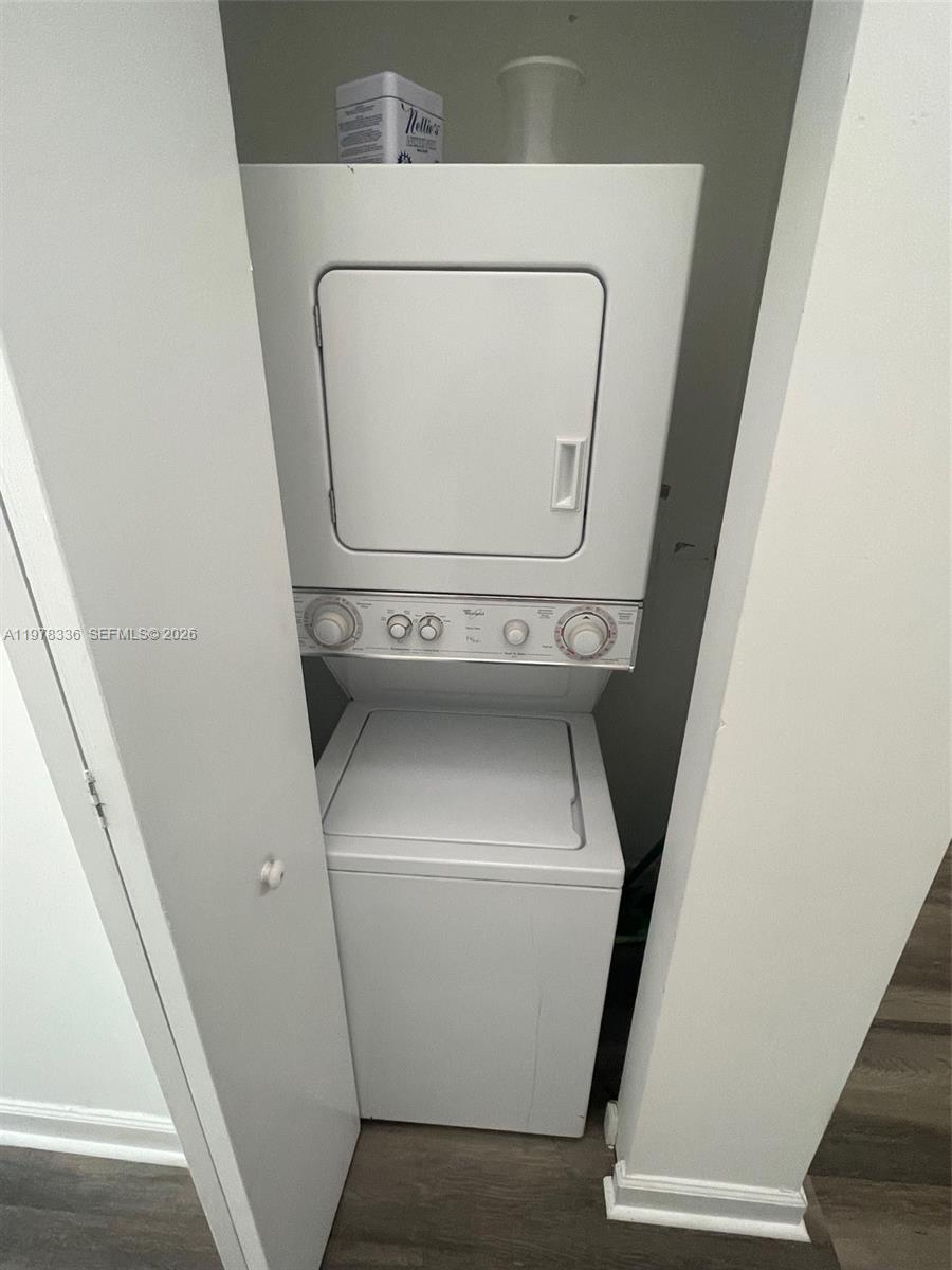 2200 NE 4th Ave #406 Miami, FL 33137