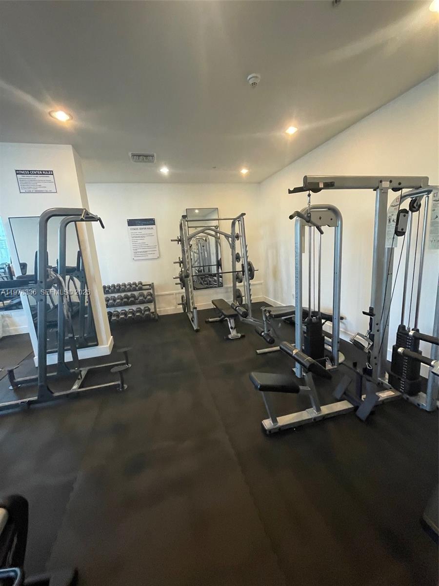 2200 NE 4th Ave #406 Miami, FL 33137