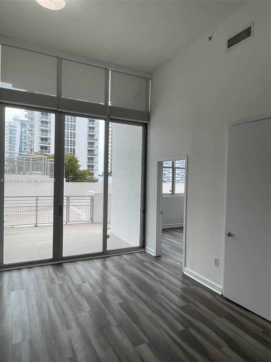 2200 NE 4th Ave #406 Miami, FL 33137