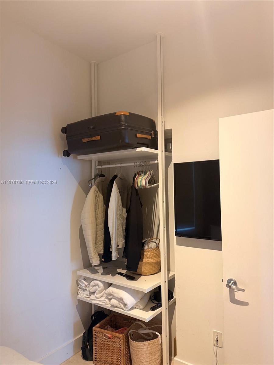 image Paramount Bay9