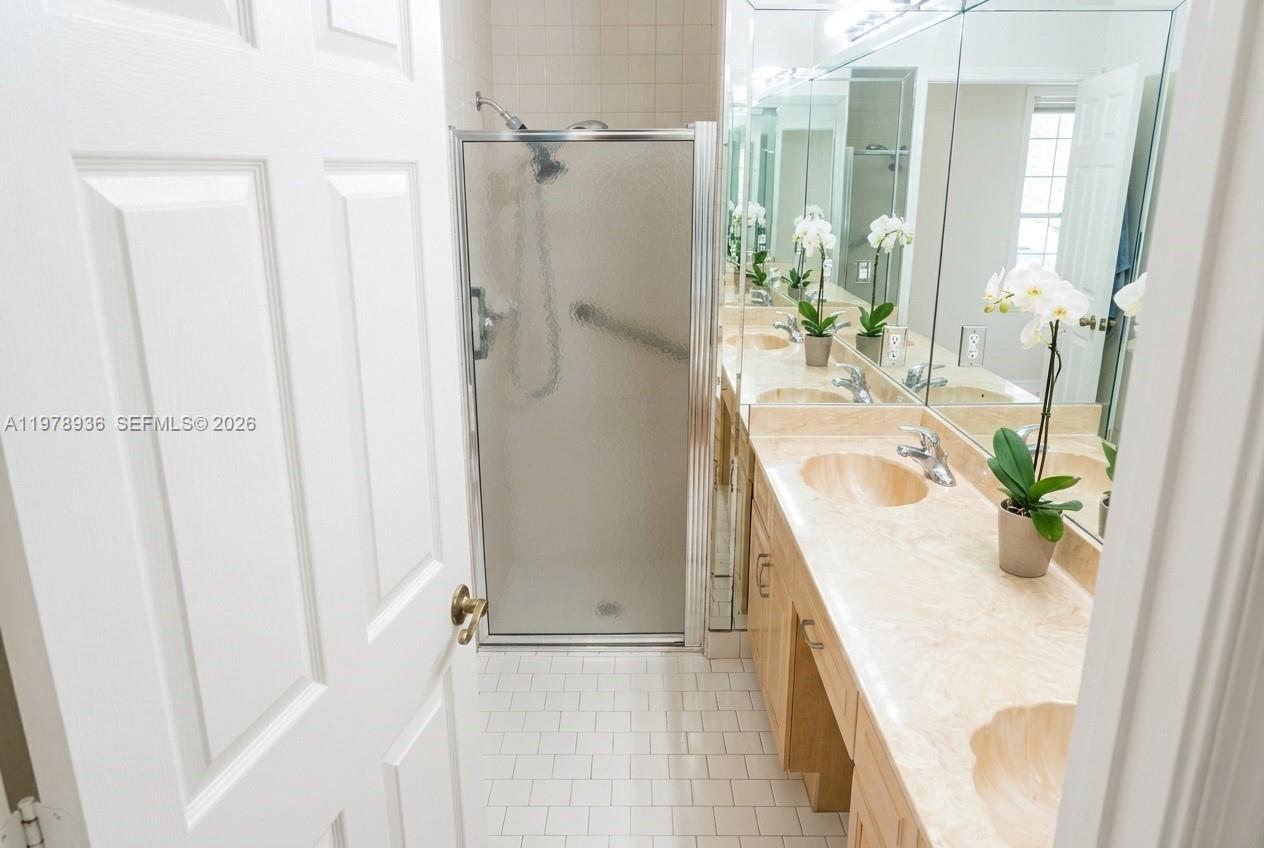 7604 E Lexington Clb Blvd #B Delray Beach, FL 33446