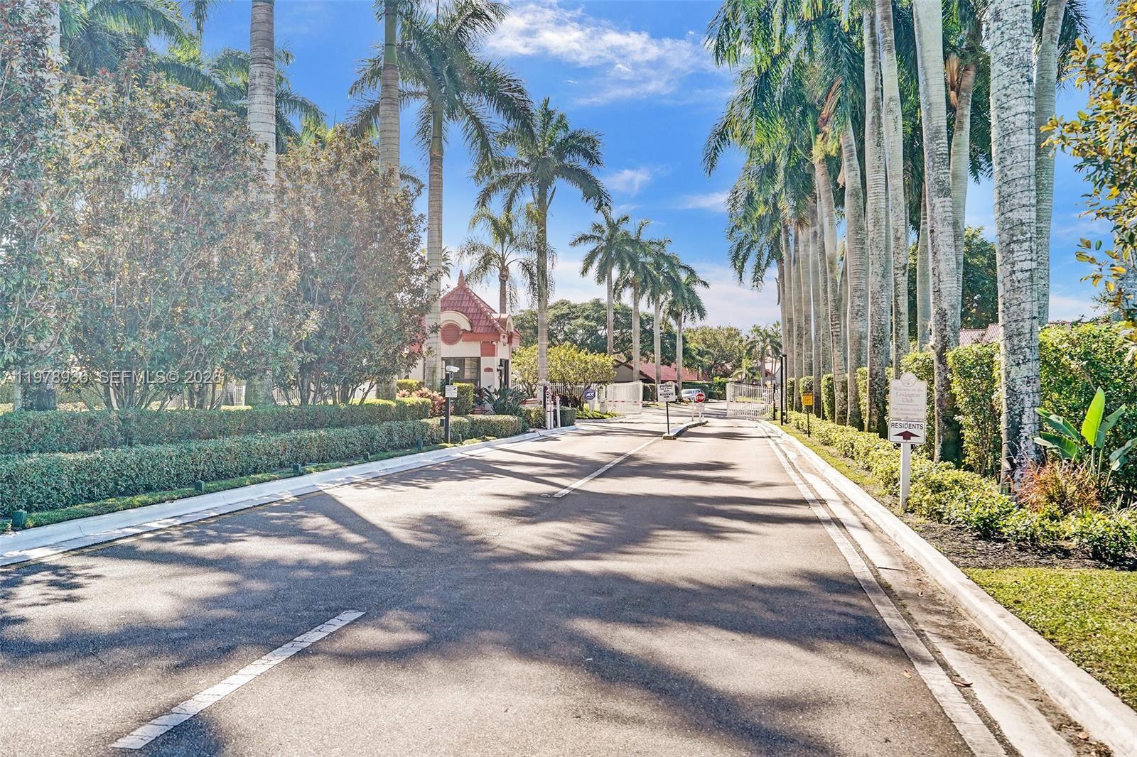 7604 E Lexington Clb Blvd #B Delray Beach, FL 33446