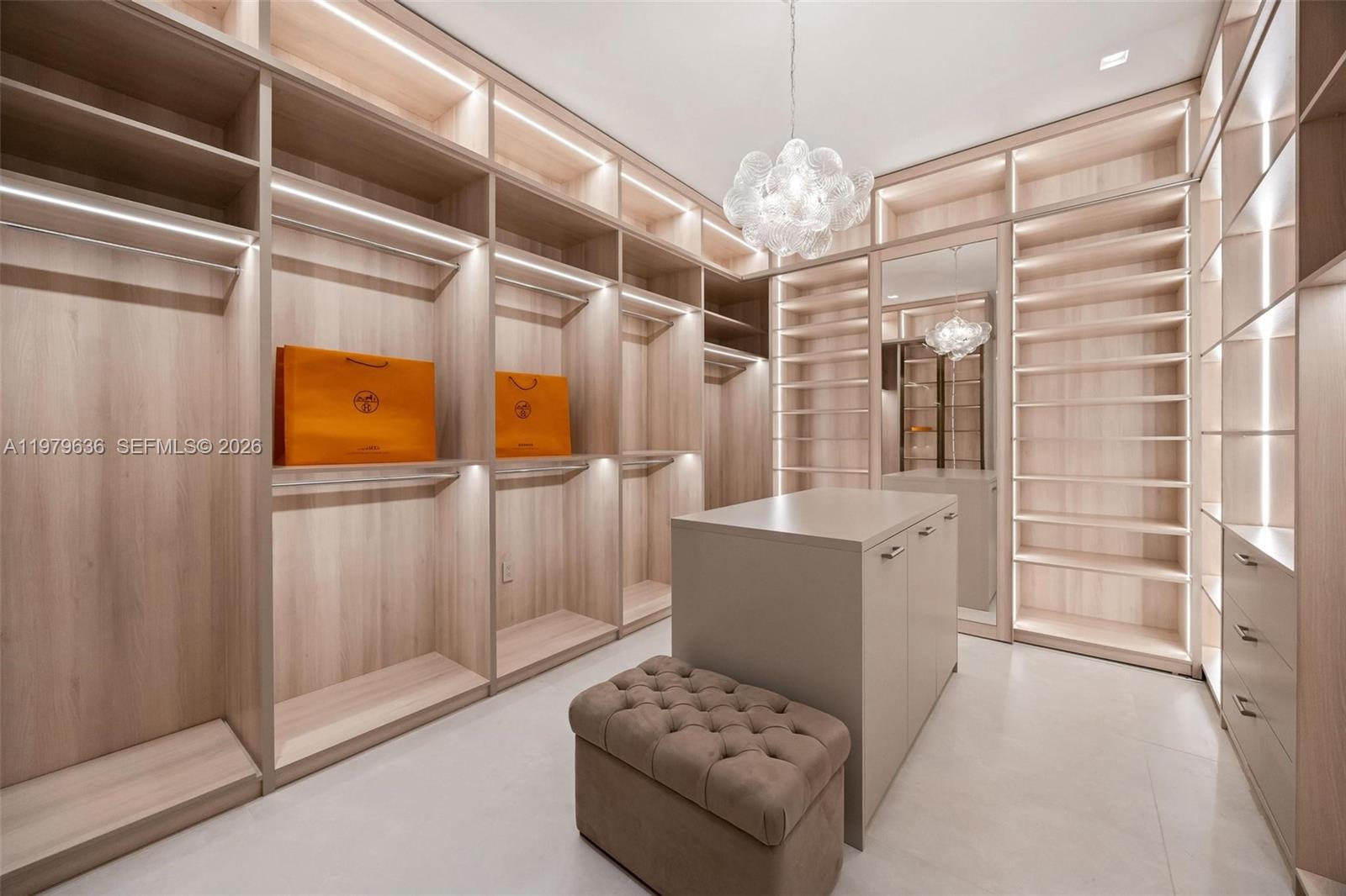 723 NE 77th St Miami, FL 33138