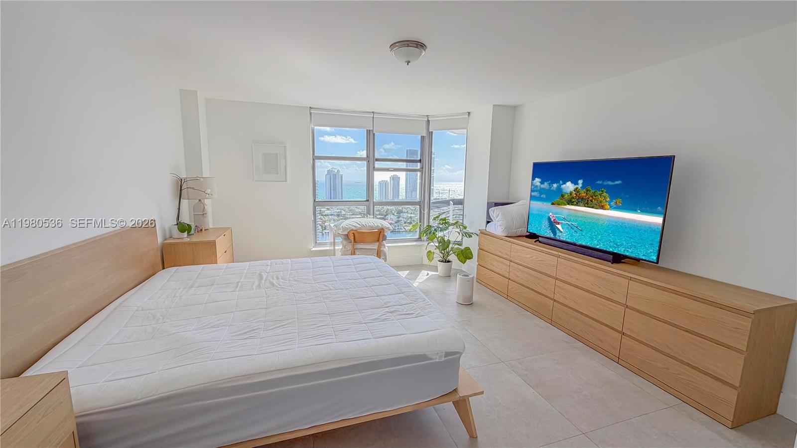 3530 Mystic Pointe Dr #LPH13 Aventura, FL 33180