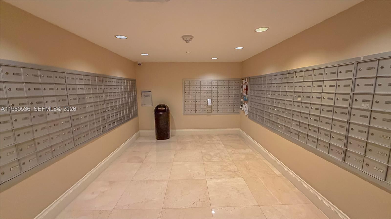 3530 Mystic Pointe Dr #LPH13 Aventura, FL 33180
