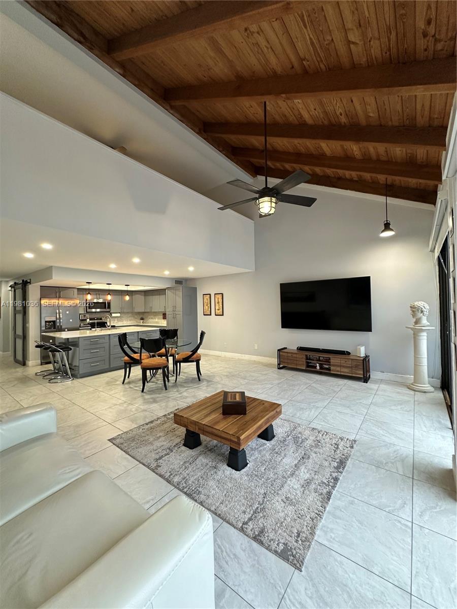 11228 NW 14th Ct Pembroke Pines, FL 33026