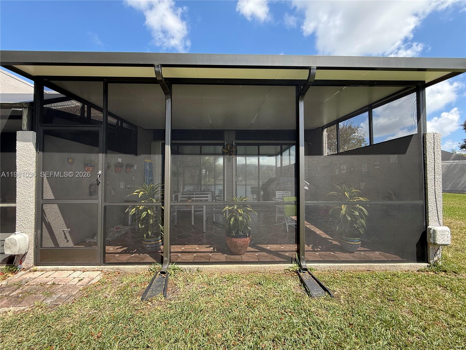 11228 NW 14th Ct Pembroke Pines, FL 33026