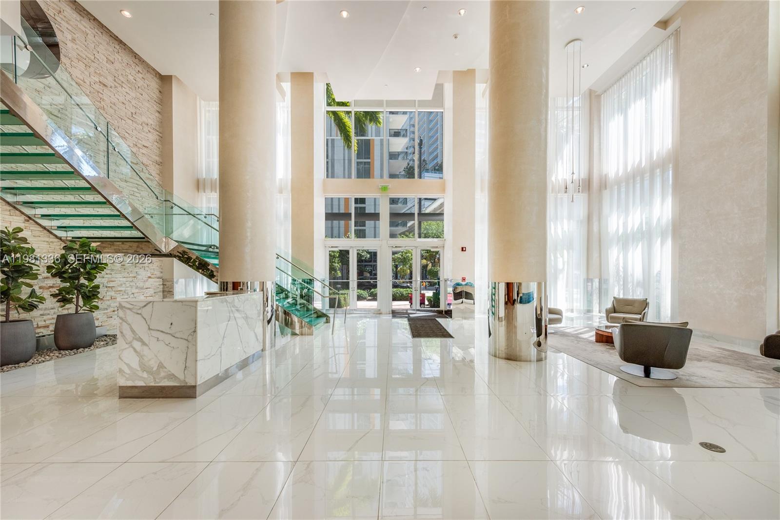image Brickell on the River South15