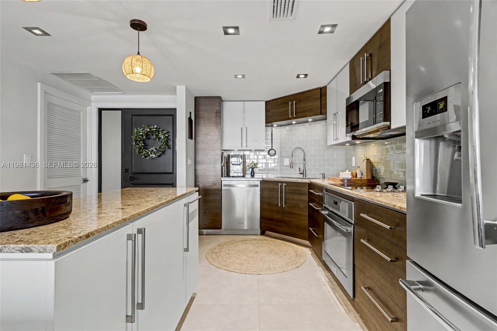 3111 N Ocean Dr #1612 Hollywood, FL 33019