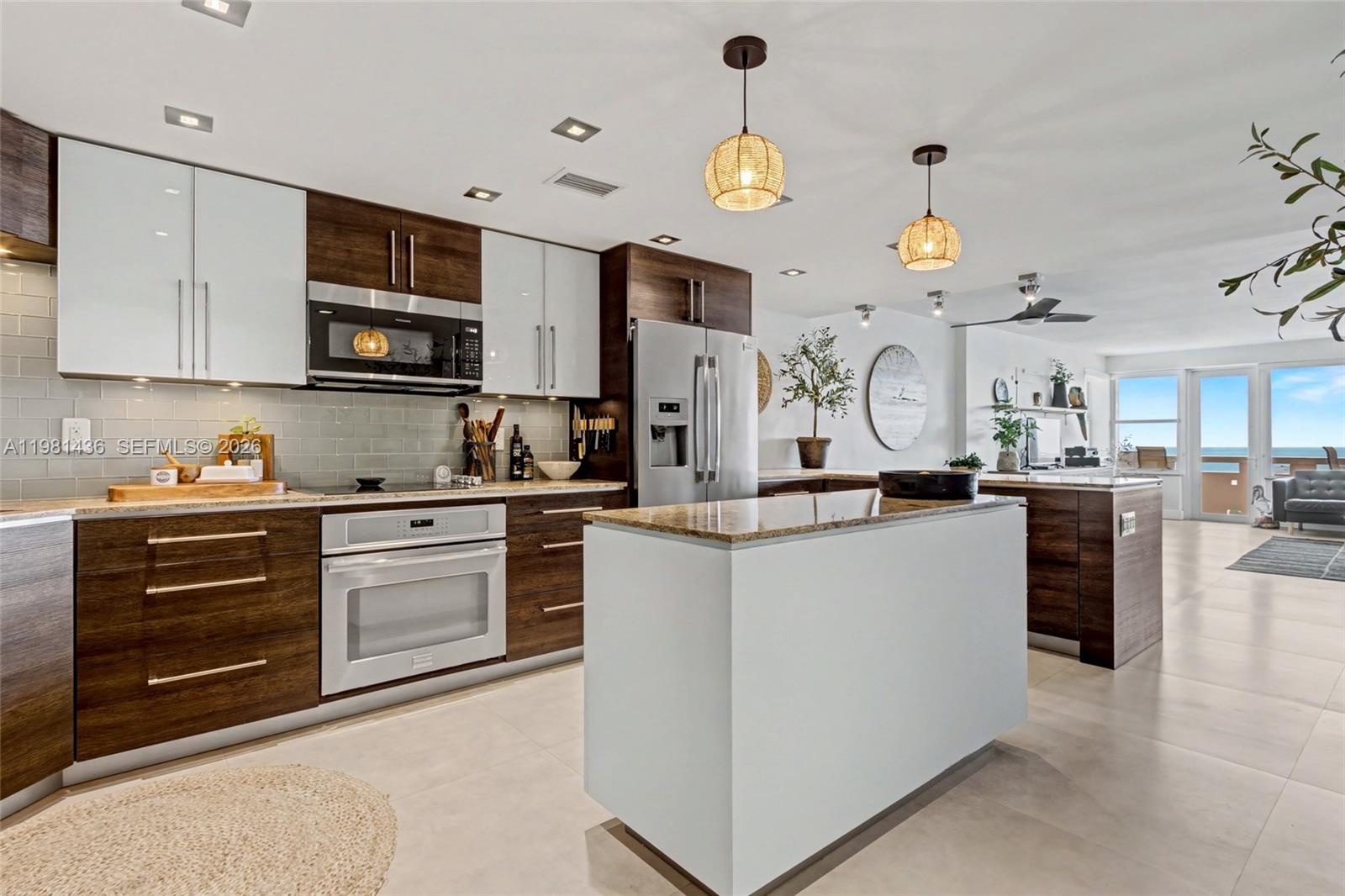 3111 N Ocean Dr #1612 Hollywood, FL 33019