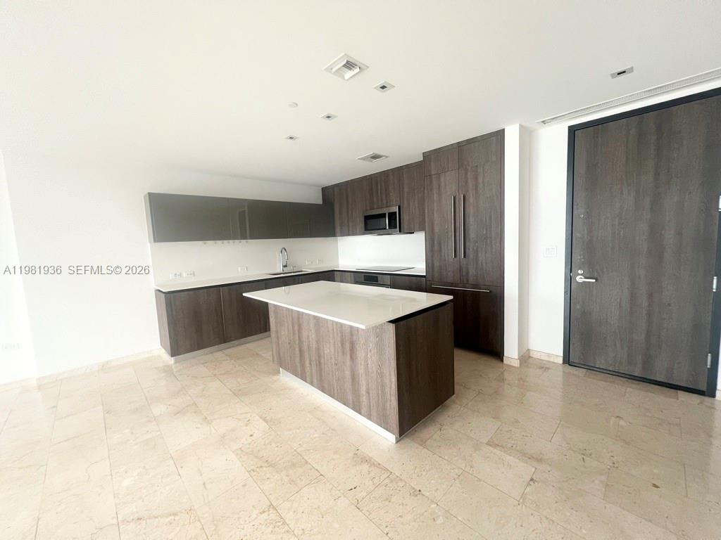 image Reach Brickell City Centre26