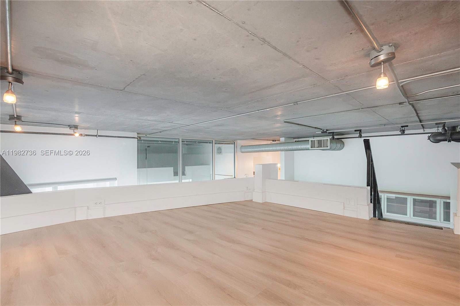 10 SW South Riv Dr #607 Miami, FL 33130