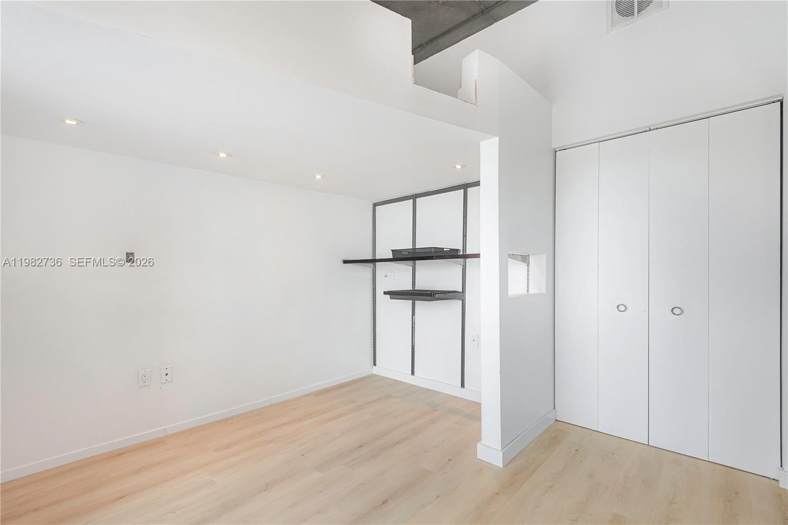 10 SW South Riv Dr #607 Miami, FL 33130