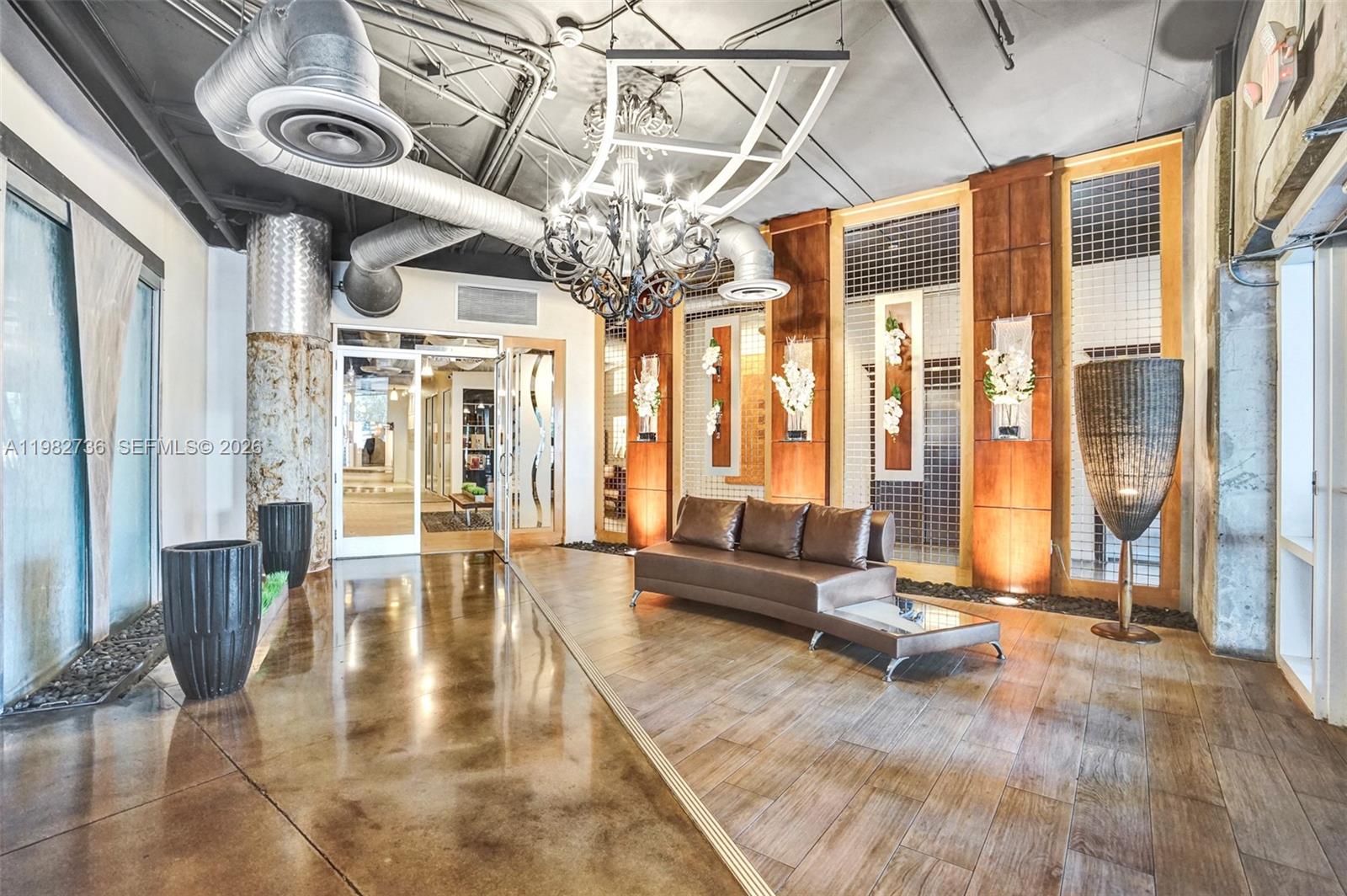 10 SW South Riv Dr #607 Miami, FL 33130