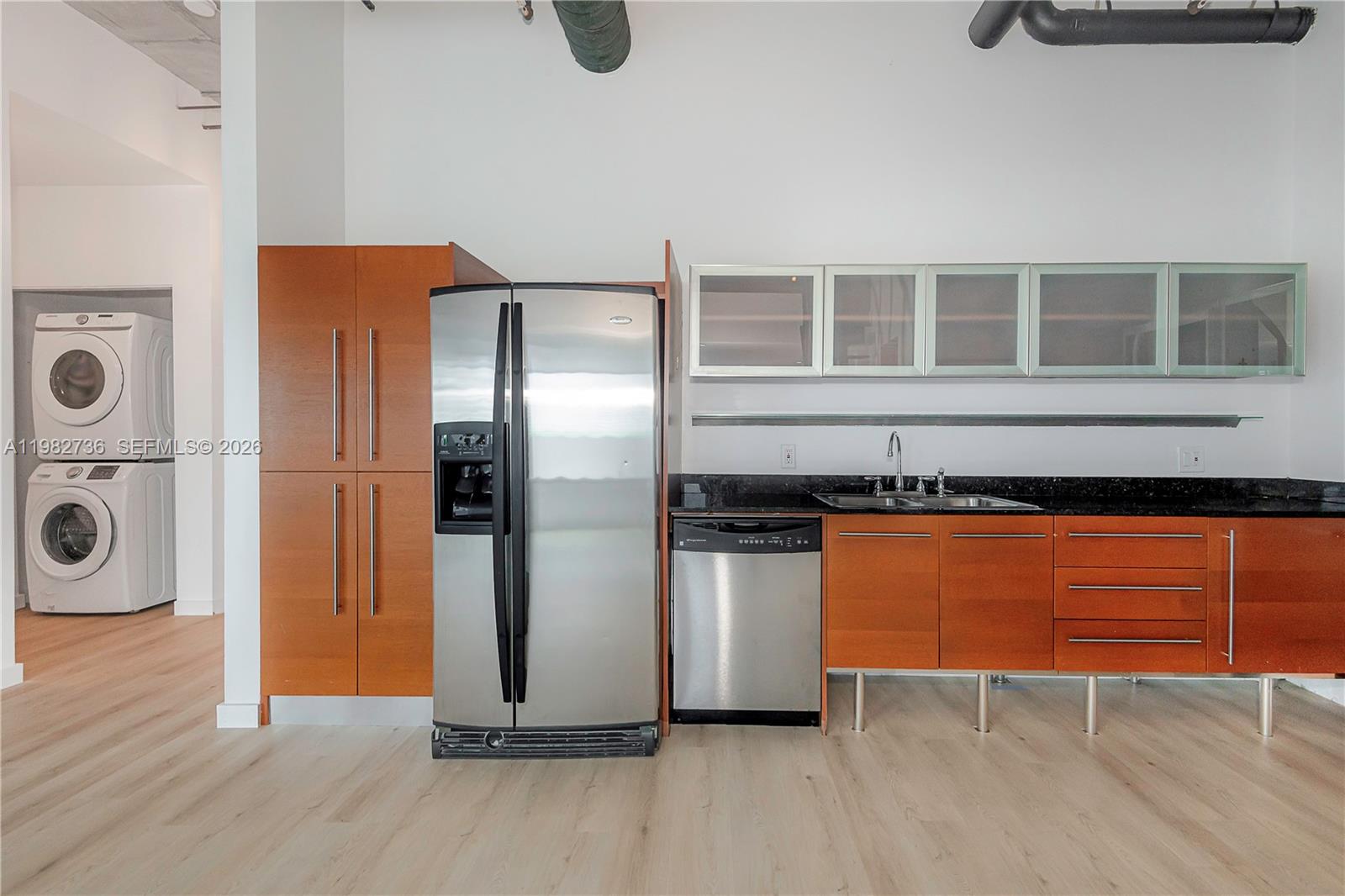 10 SW South Riv Dr #607 Miami, FL 33130