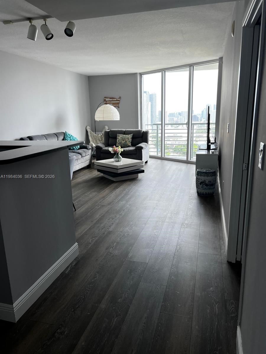 Undisclosed Address Miami, FL 33131