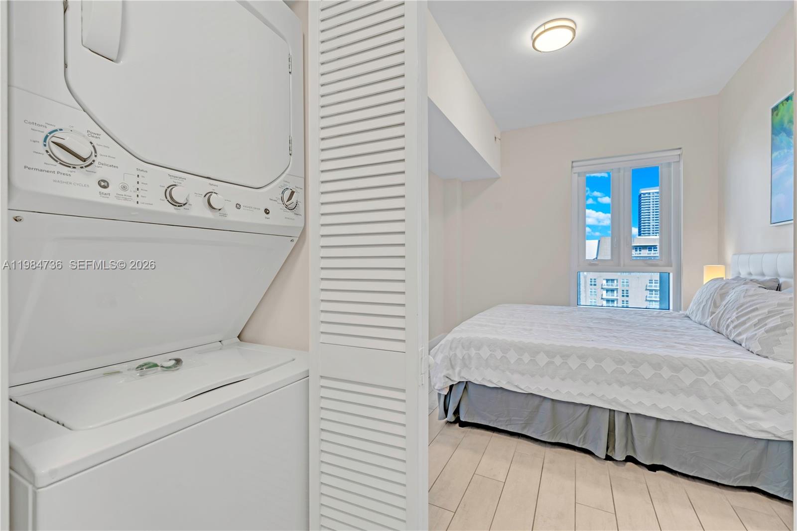 image 26 Edgewater13