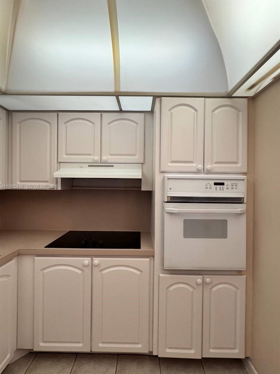 19380 Collins Ave #910 Sunny Isles Beach, FL 33160