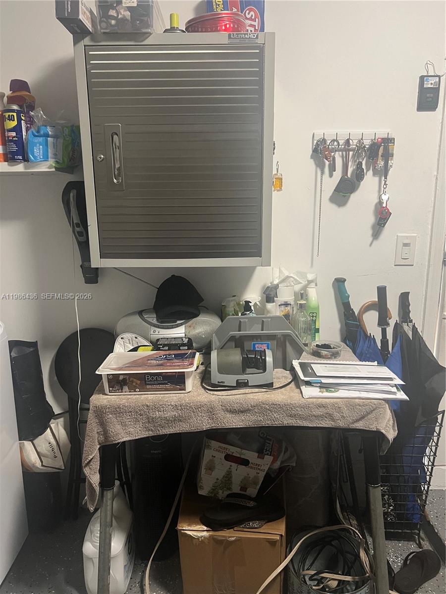 8221 NW 14th St Plantation, FL 33322