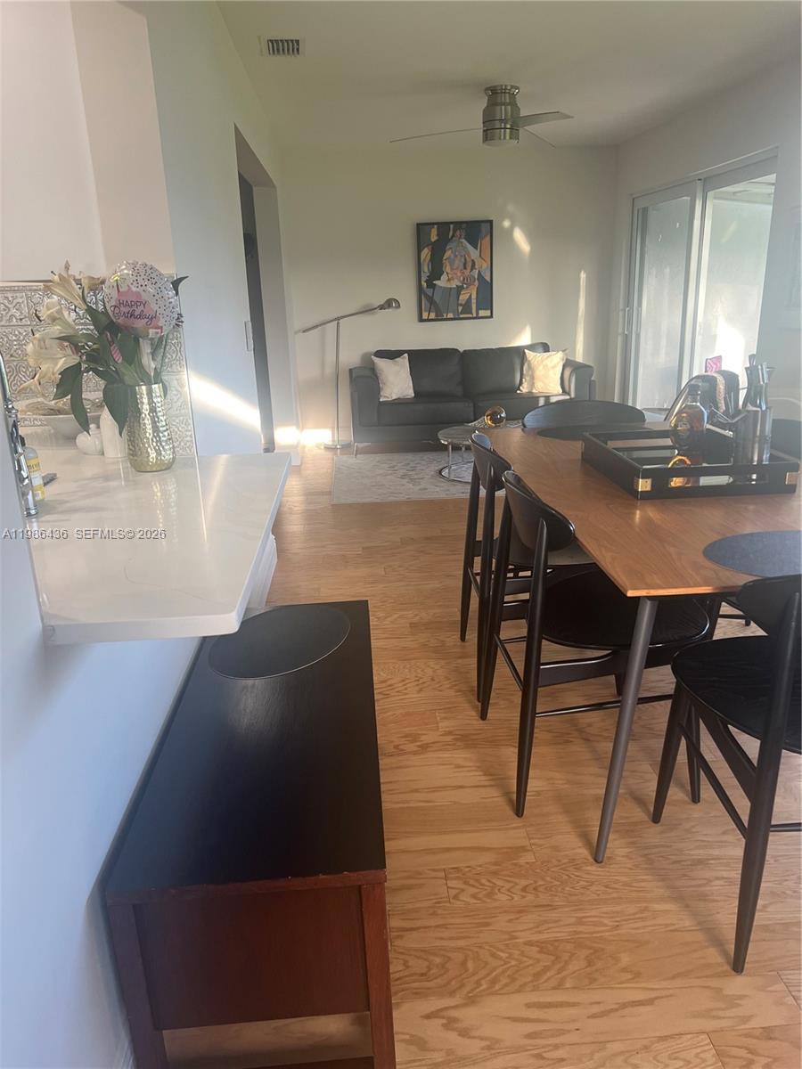 8221 NW 14th St Plantation, FL 33322