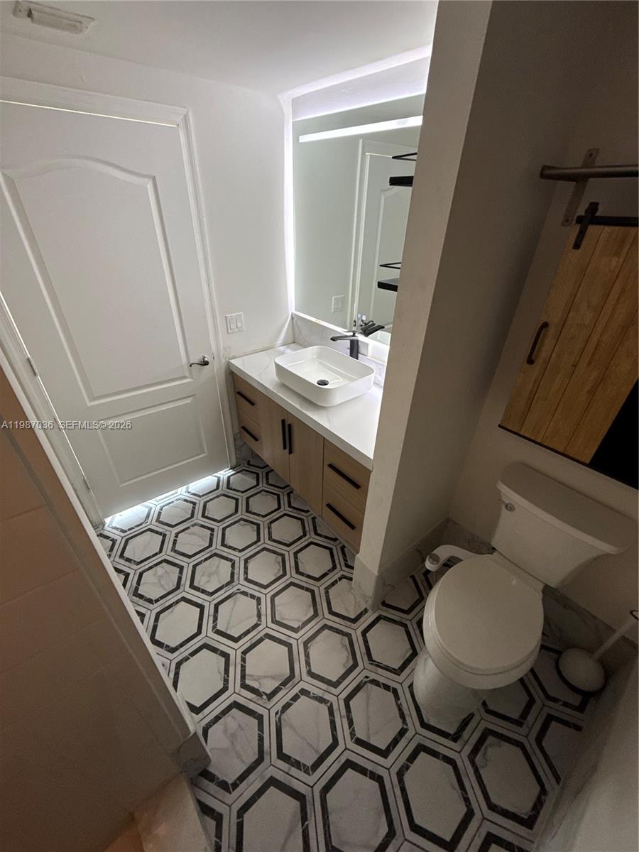 1627 SW 37th Ave #701 Miami, FL 33145