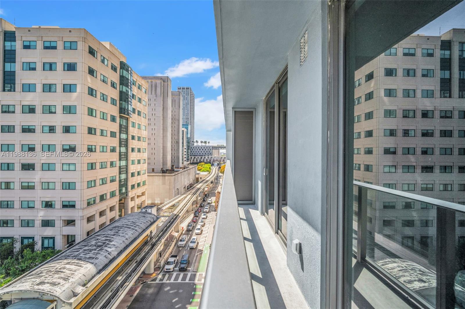 121 NE 5th St #902 Miami, FL 33132