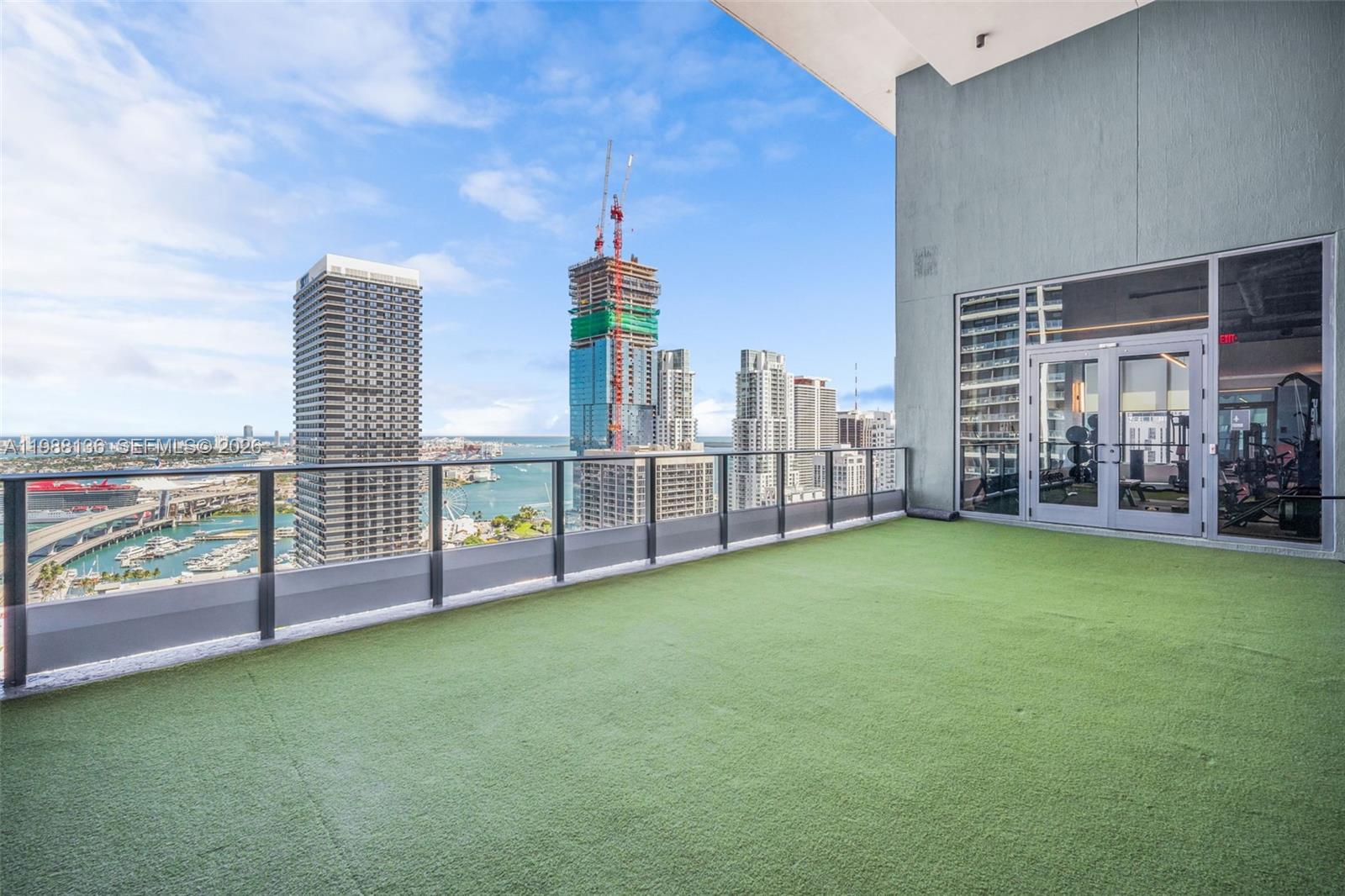 121 NE 5th St #902 Miami, FL 33132