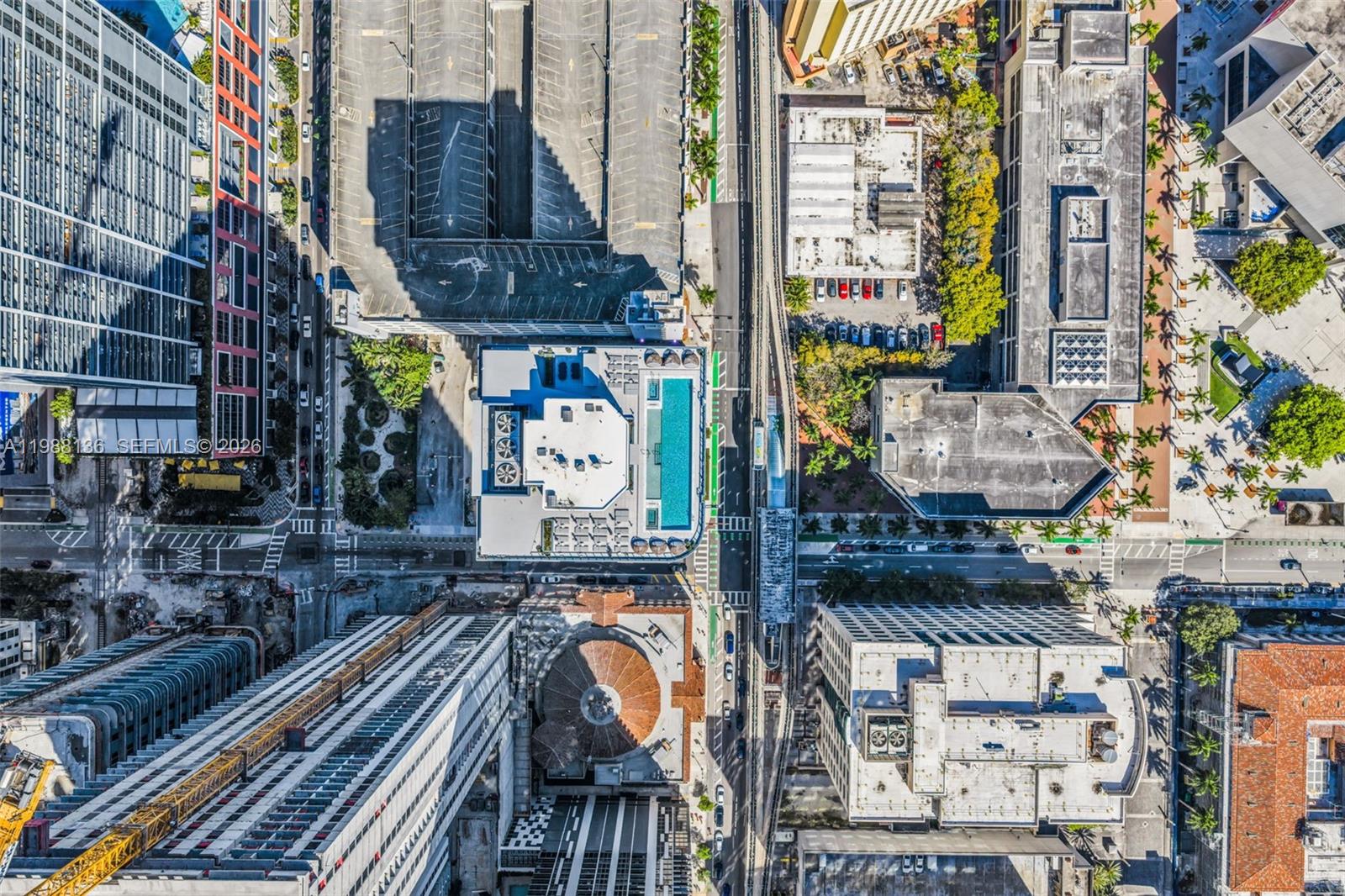 121 NE 5th St #902 Miami, FL 33132