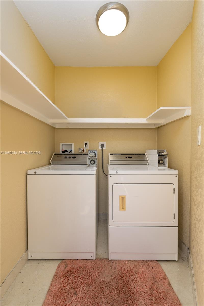 17211 SW 12th St Pembroke Pines, FL 33029