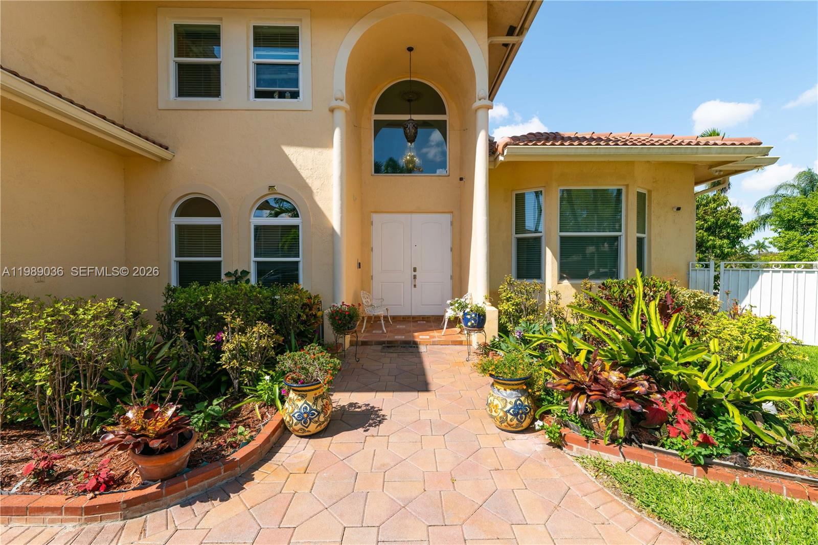 17211 SW 12th St Pembroke Pines, FL 33029