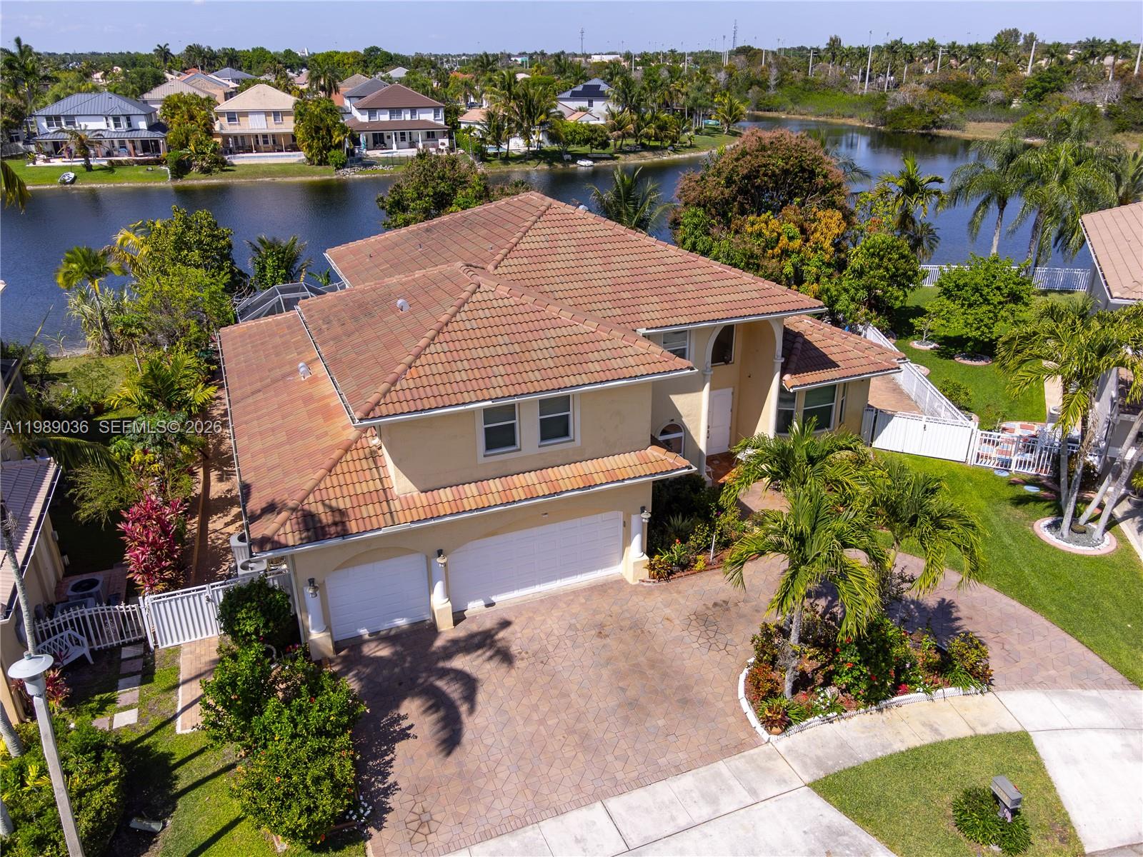 17211 SW 12th St Pembroke Pines, FL 33029