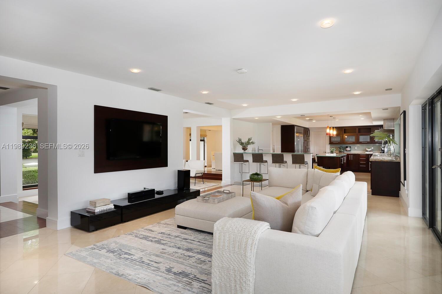 3425 Alhambra Cir Coral Gables, FL 33134