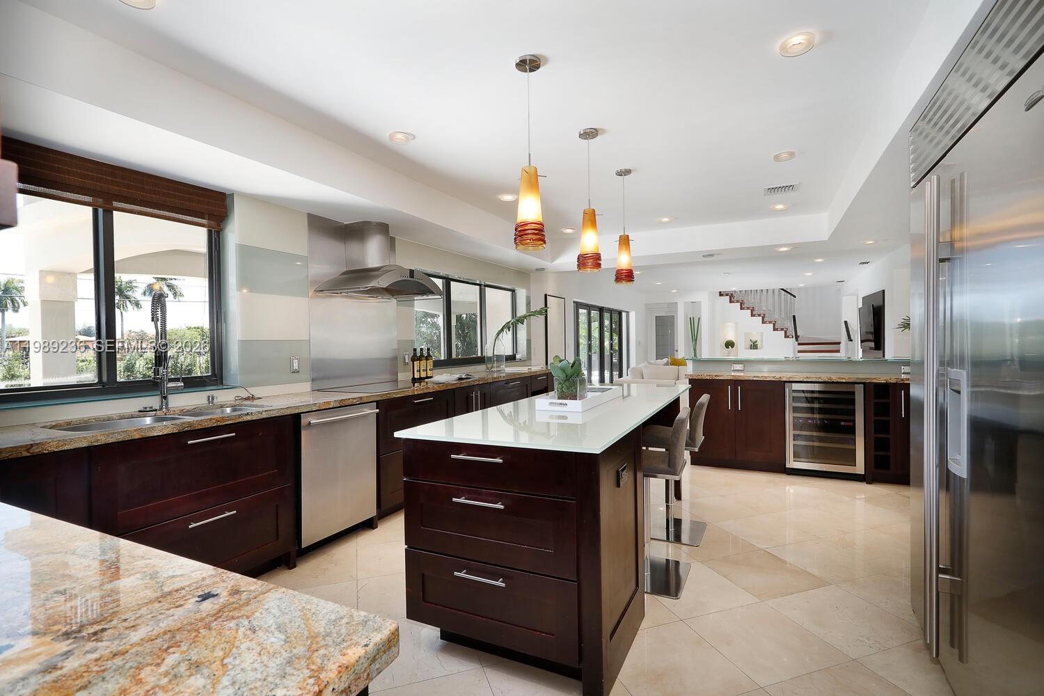 3425 Alhambra Cir Coral Gables, FL 33134