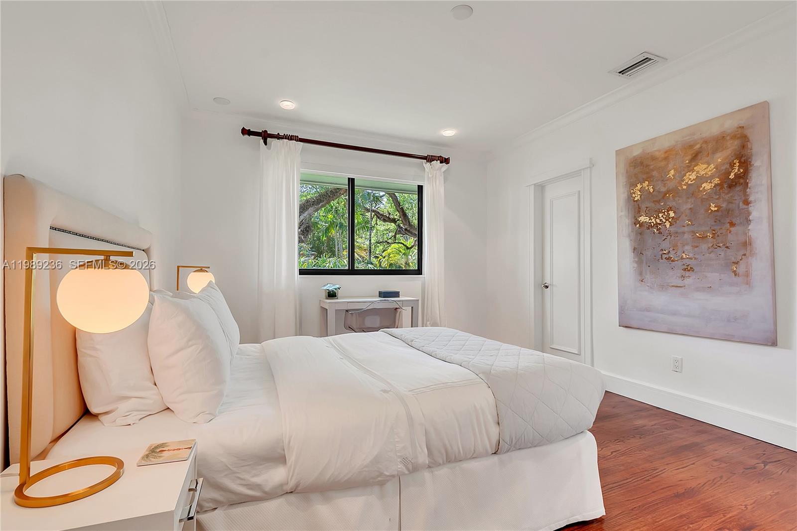 3425 Alhambra Cir Coral Gables, FL 33134