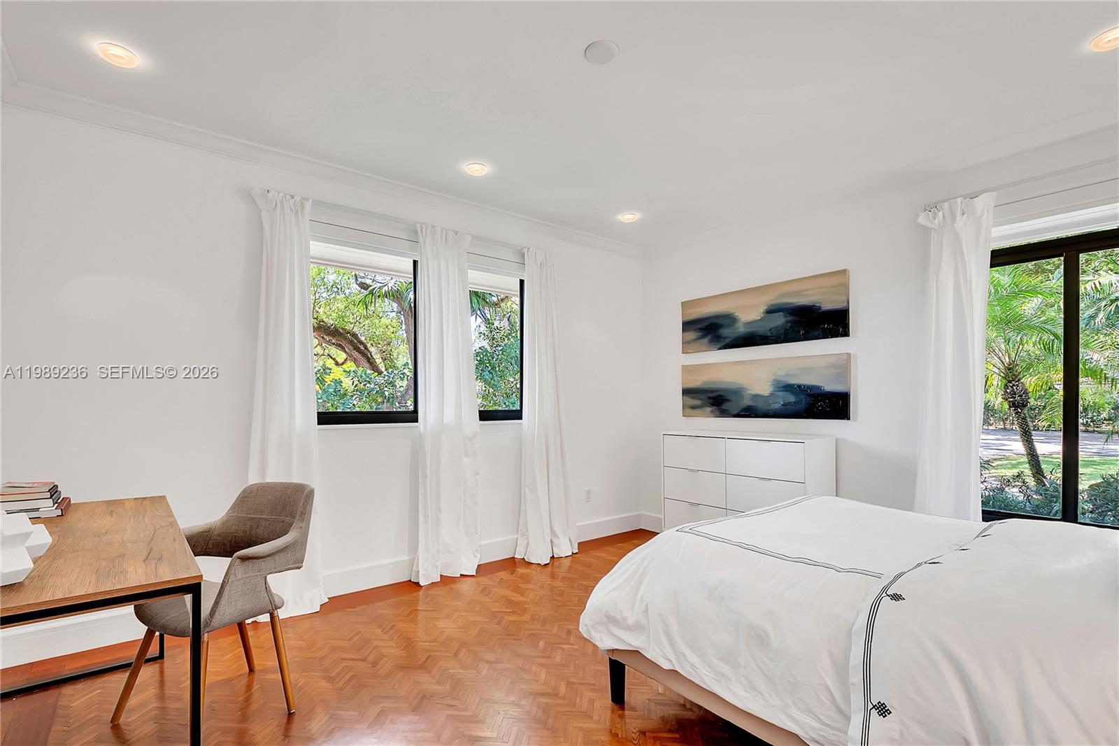 3425 Alhambra Cir Coral Gables, FL 33134