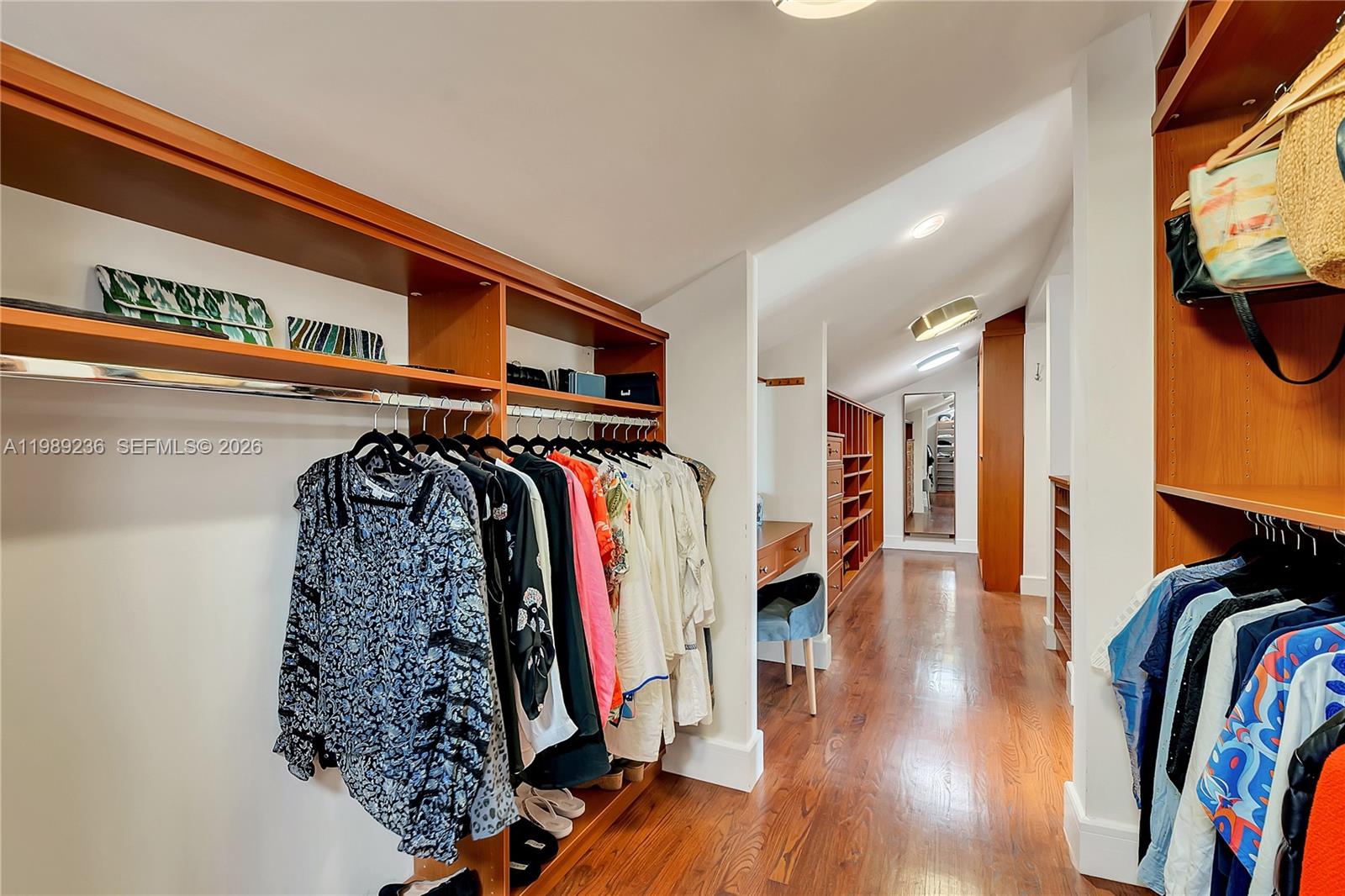 3425 Alhambra Cir Coral Gables, FL 33134