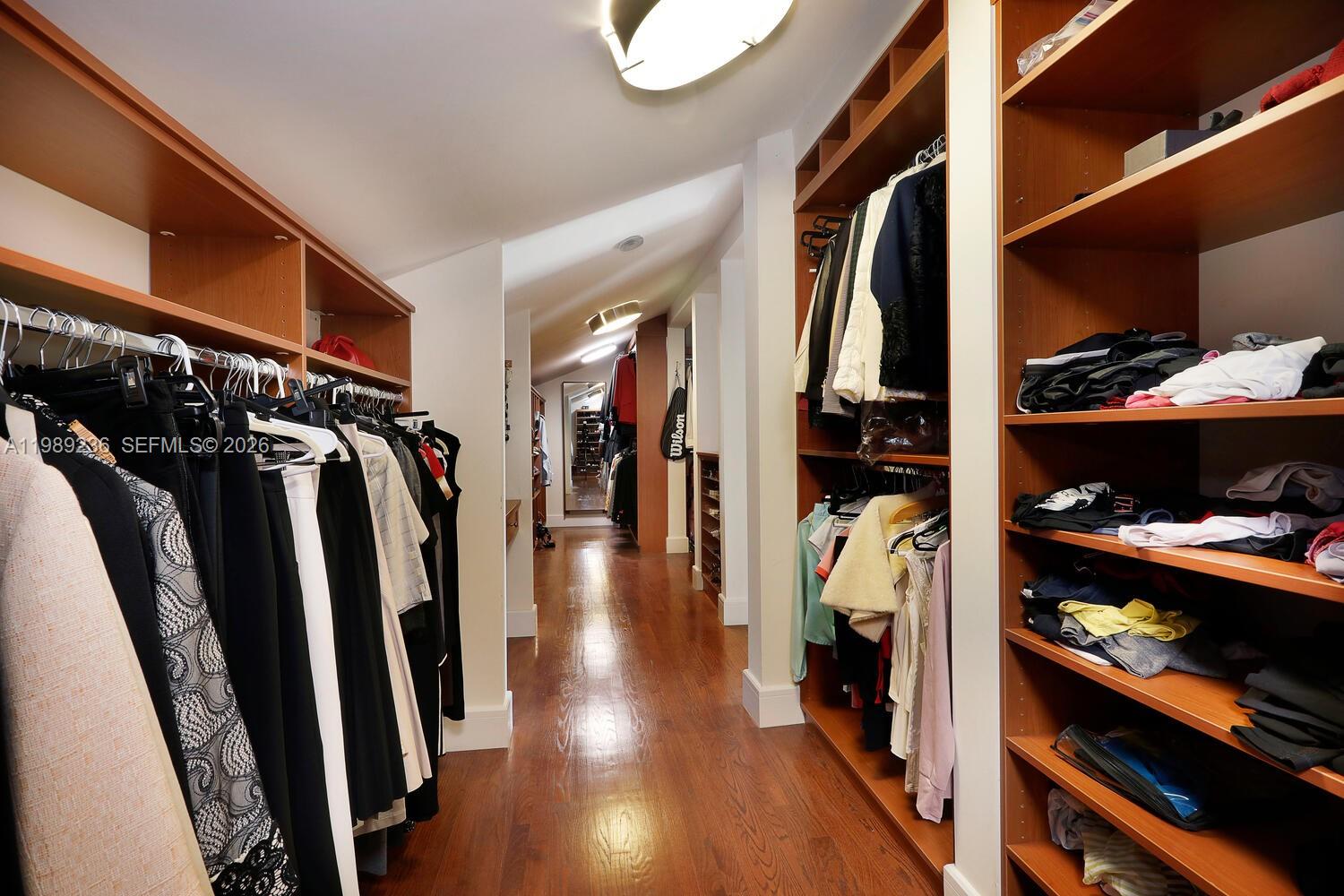 3425 Alhambra Cir Coral Gables, FL 33134