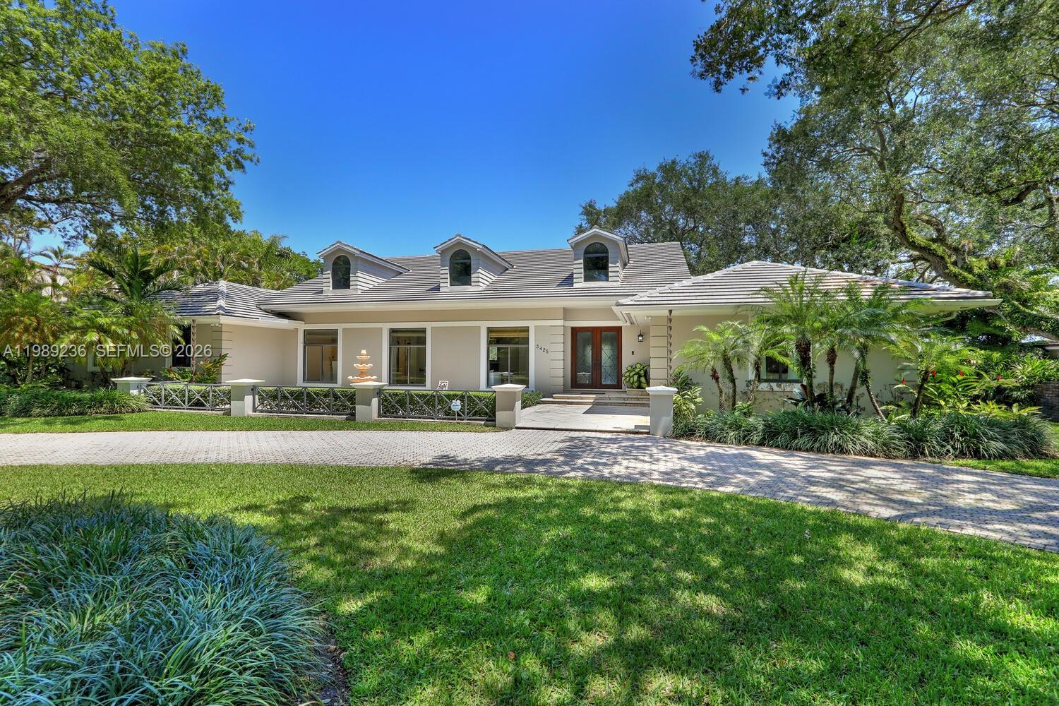 3425 Alhambra Cir Coral Gables, FL 33134