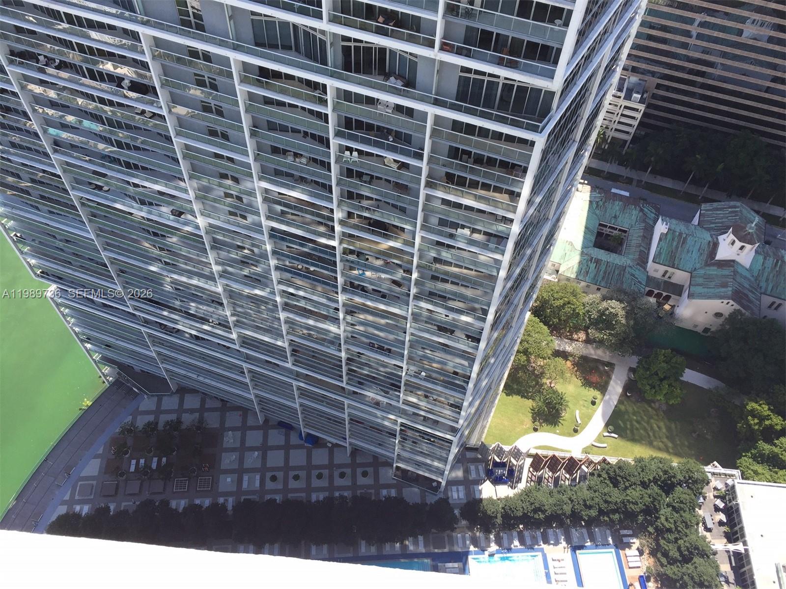 475 Brickell Ave #5111 Miami, FL 33131
