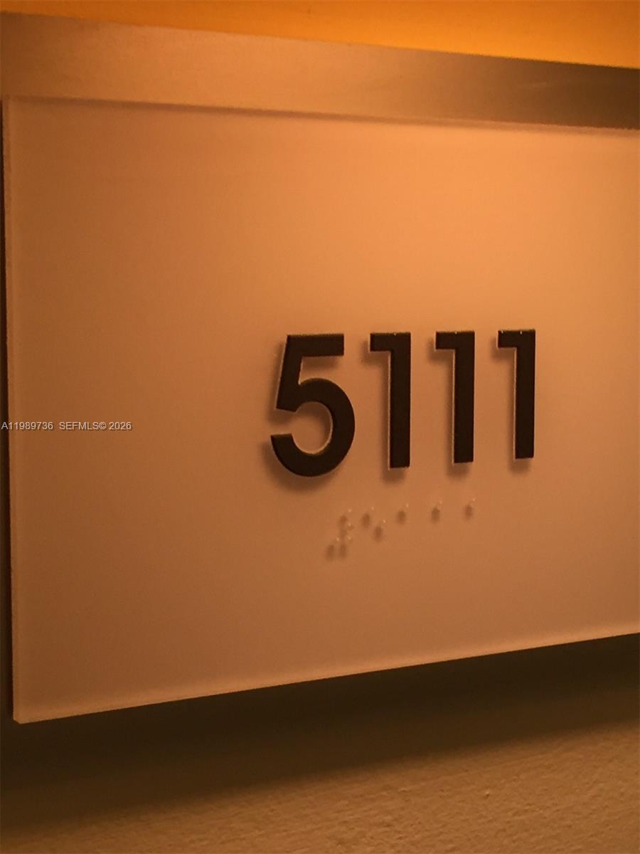 475 Brickell Ave #5111 Miami, FL 33131