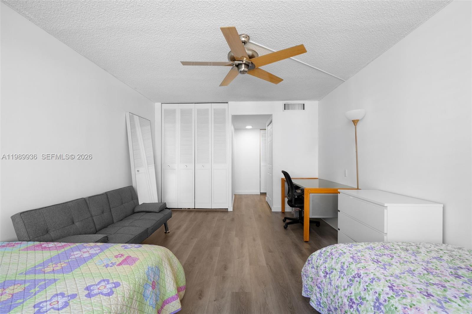 image Winston Towers 10011