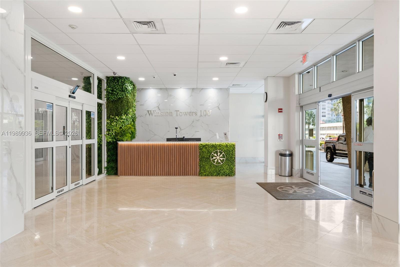 image Winston Towers 10018