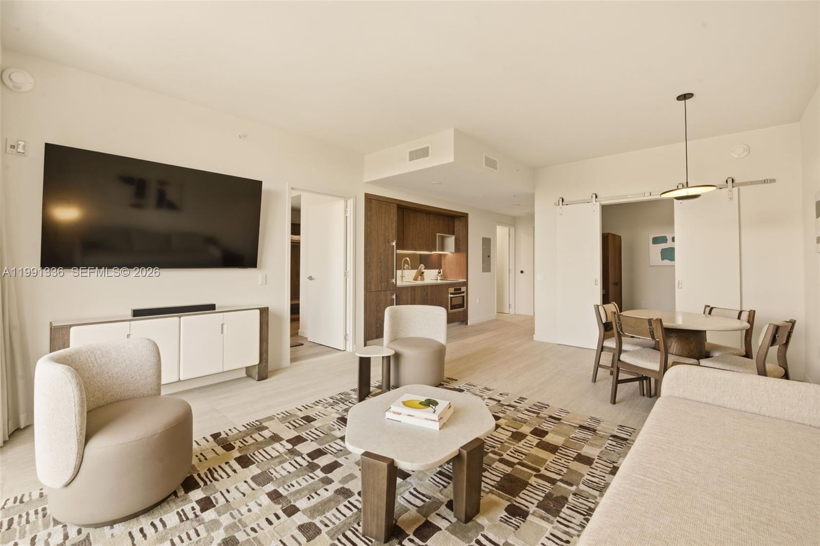 1611 SW 2nd Ave #301 Miami, FL 33129