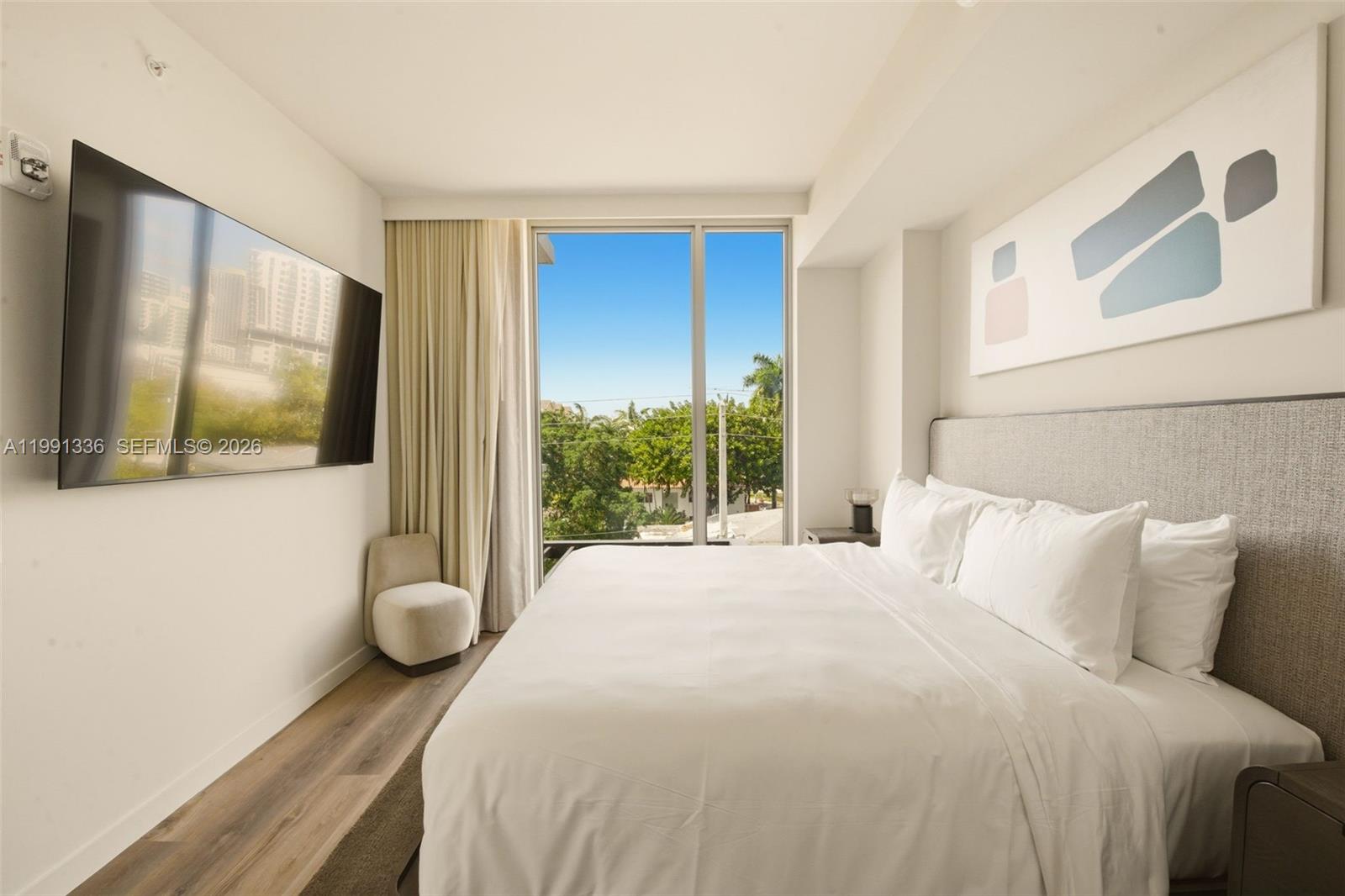 1611 SW 2nd Ave #301 Miami, FL 33129