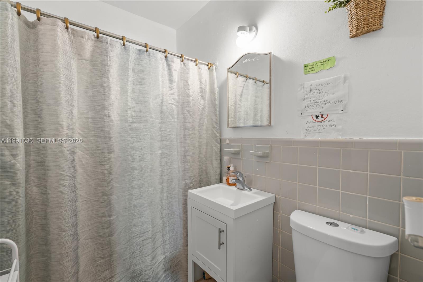 1440 NE 183rd St North Miami Beach, FL 33179