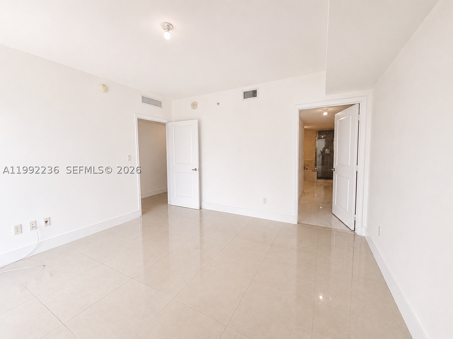 image 400 Sunny Isles12