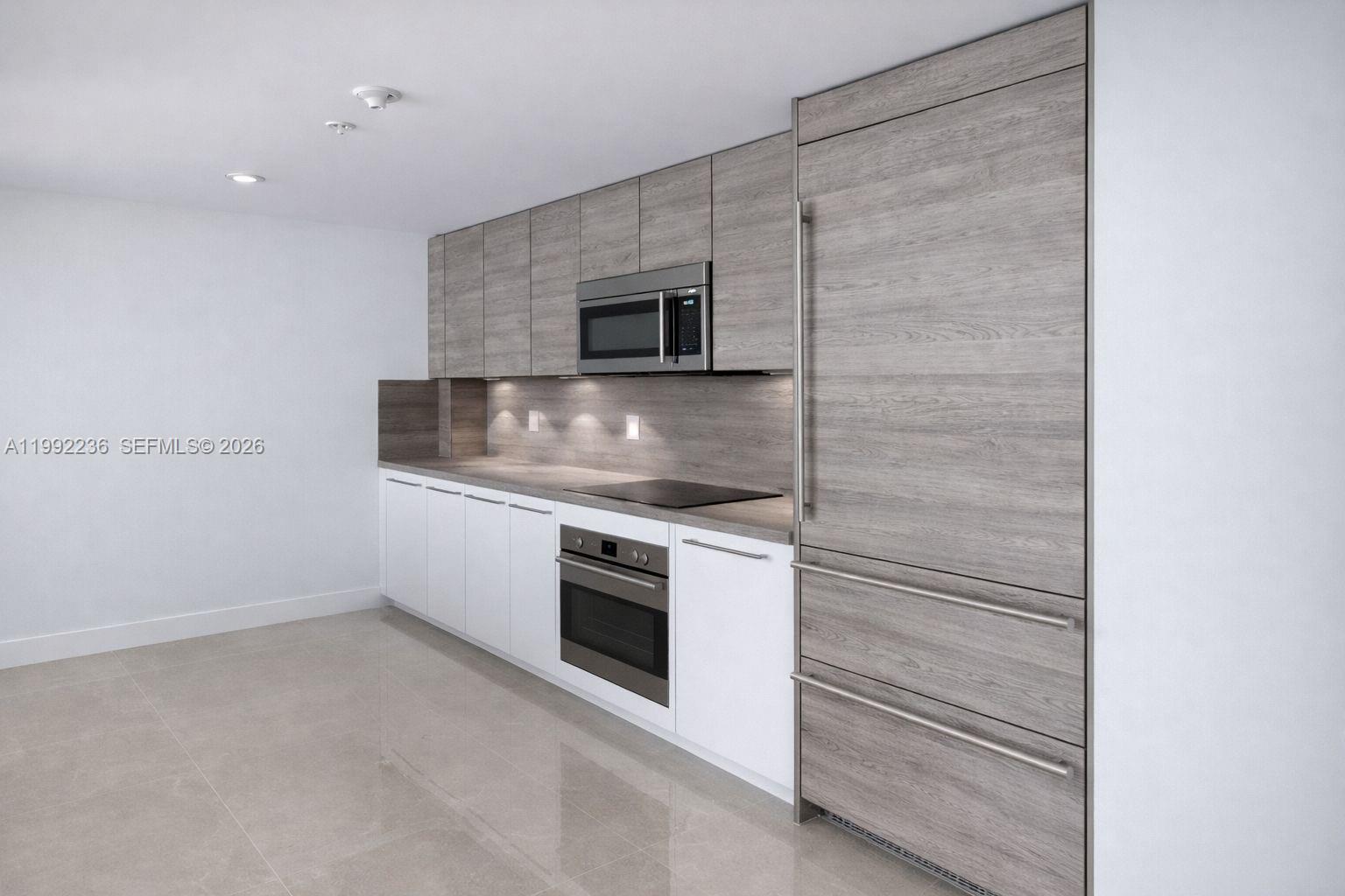 image 400 Sunny Isles2
