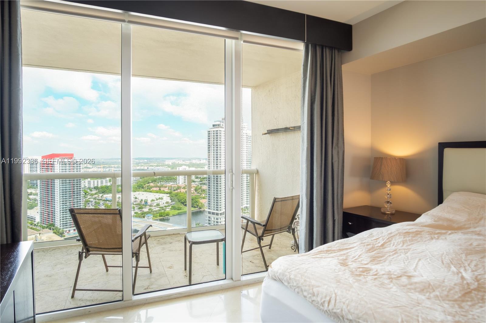 image Beach Club 114