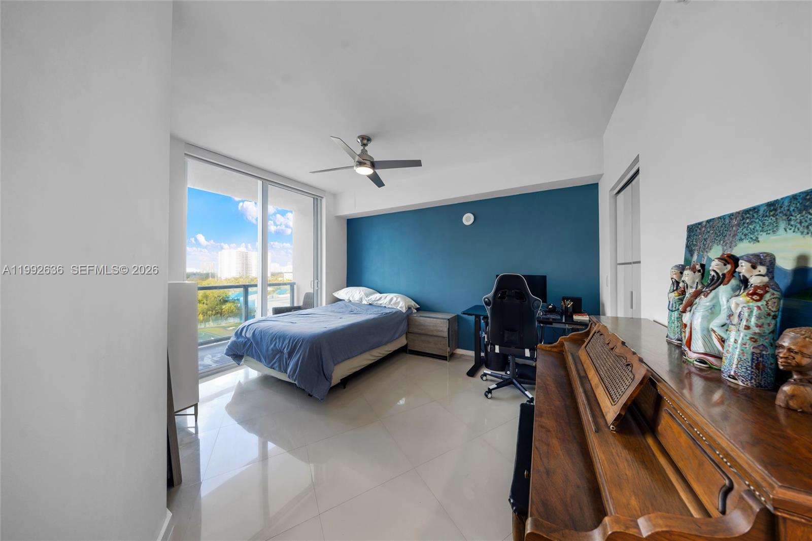 image 3030 Aventura33