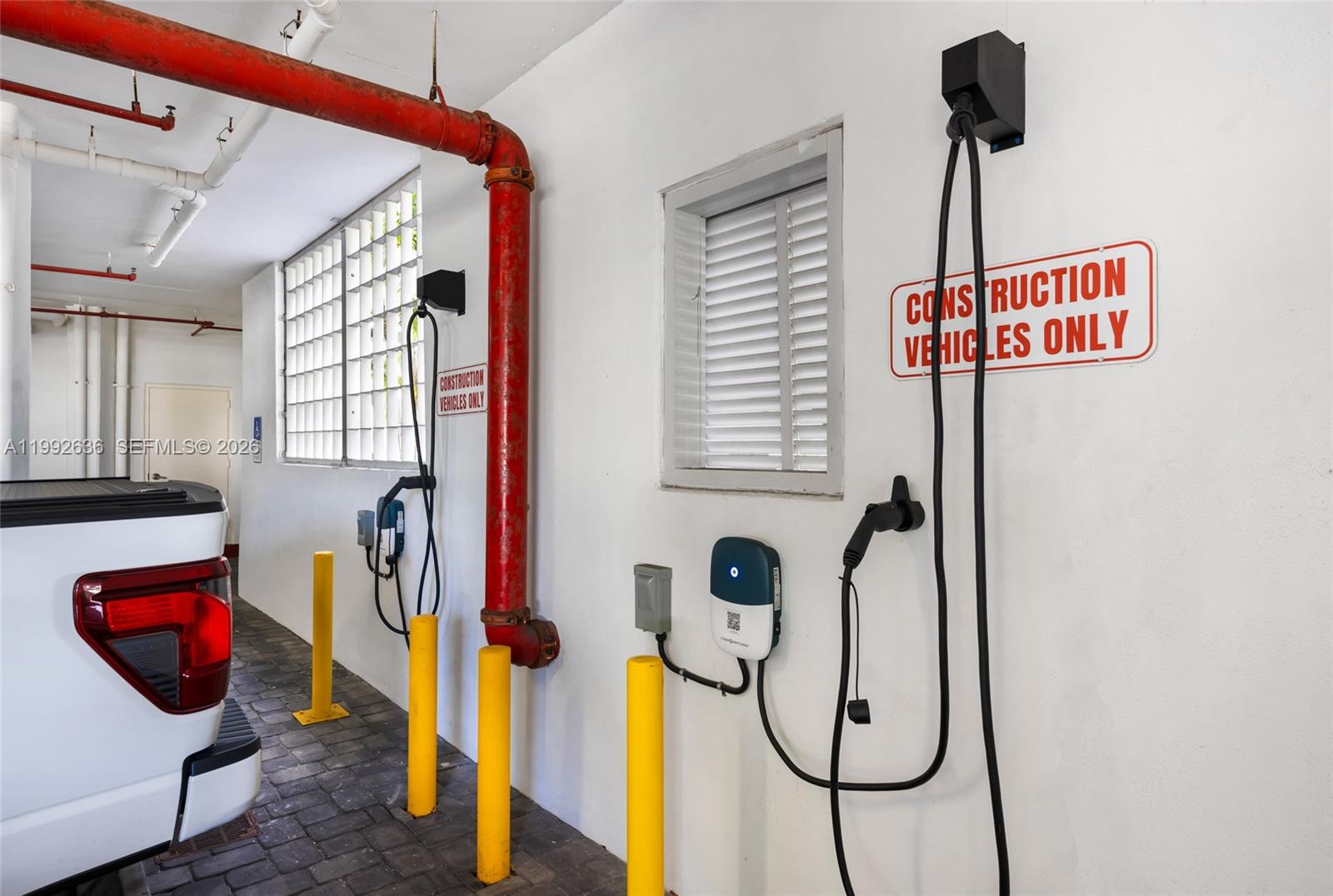 image 3030 Aventura40